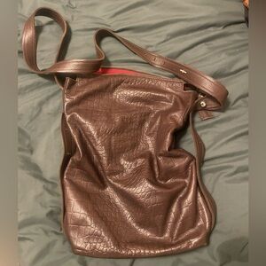 Chic Brown Textured Slouch Bag